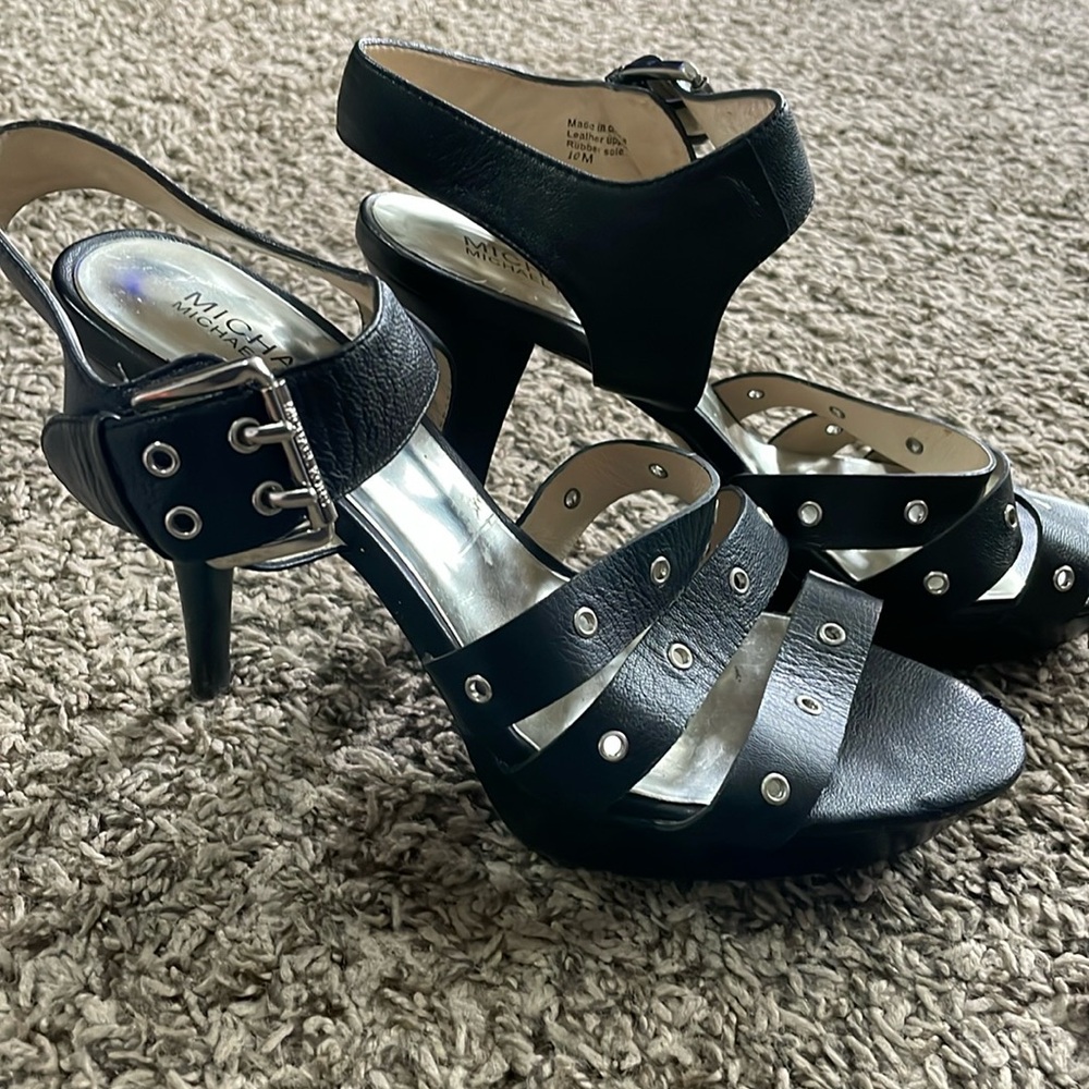 MK heels